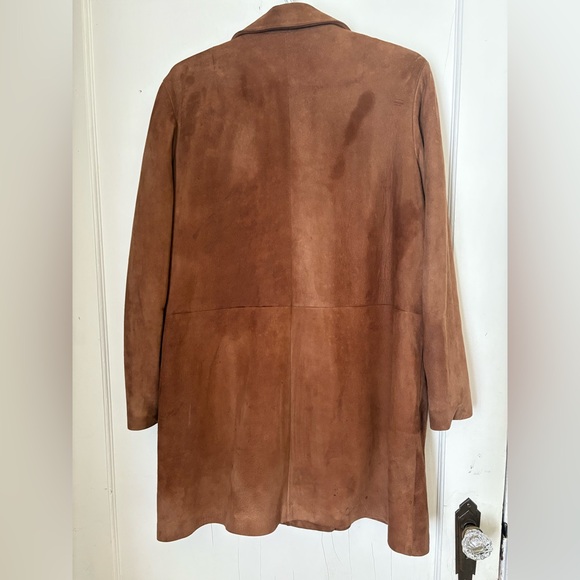 Elegant Brown Double-Breasted Women's Coat - Picture 3 of 6